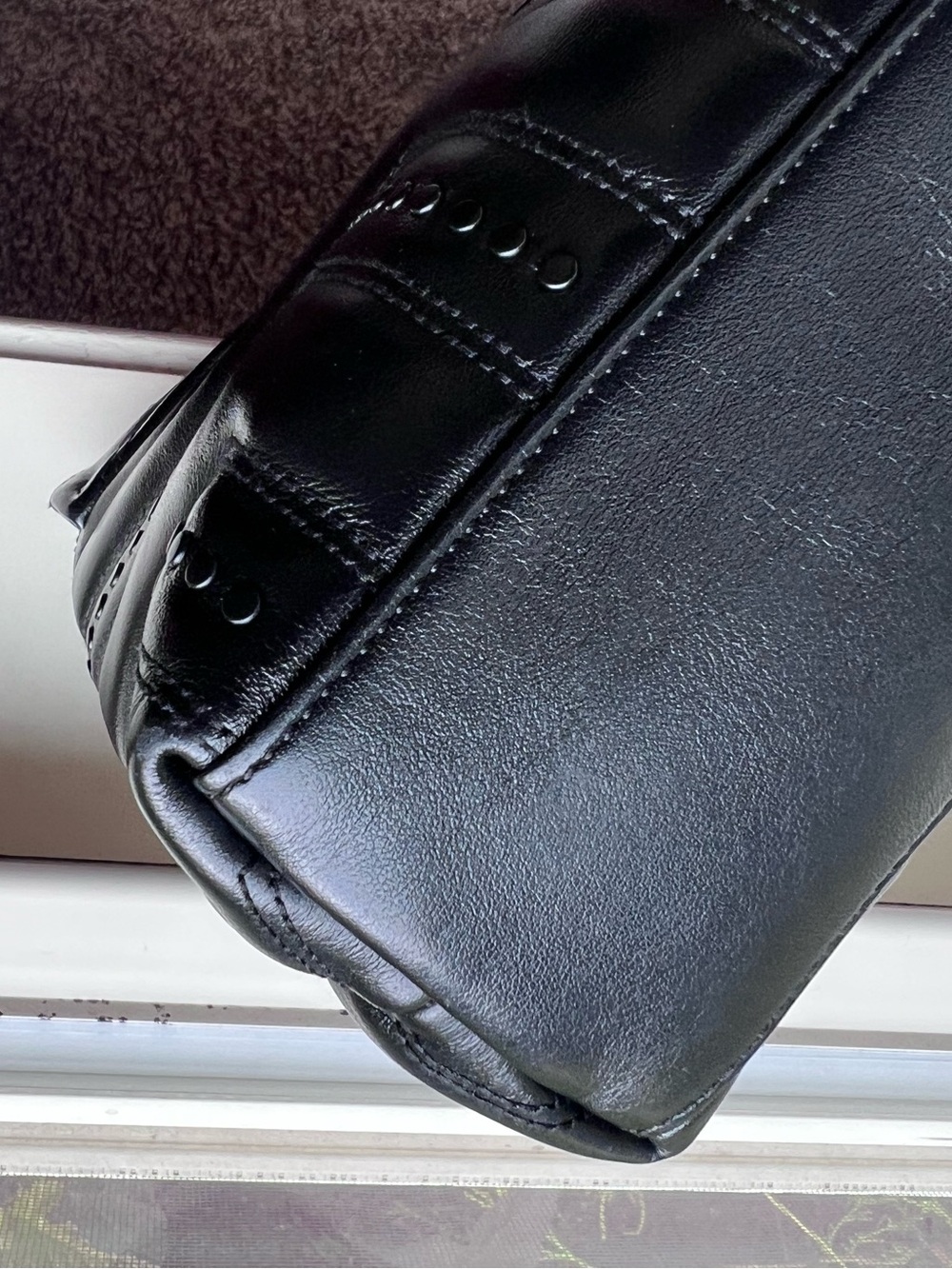 𝑹𝒂𝒓𝒆 UNIQUE Yves Saint Laurent Black Chevron LouLou Small Leather Bag YSL - Picture 9 of 16